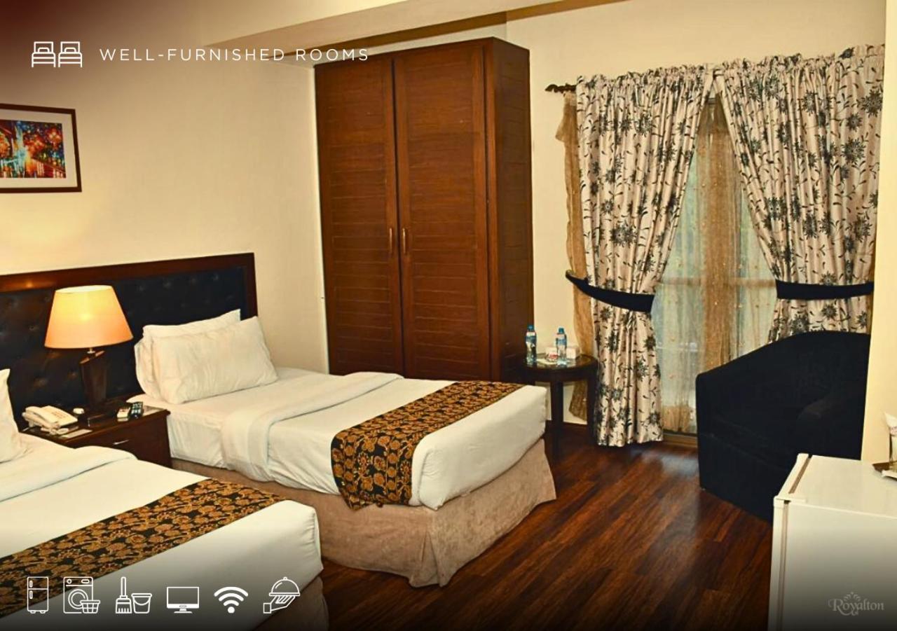Royalton Hotel Rawalpindi Exteriör bild