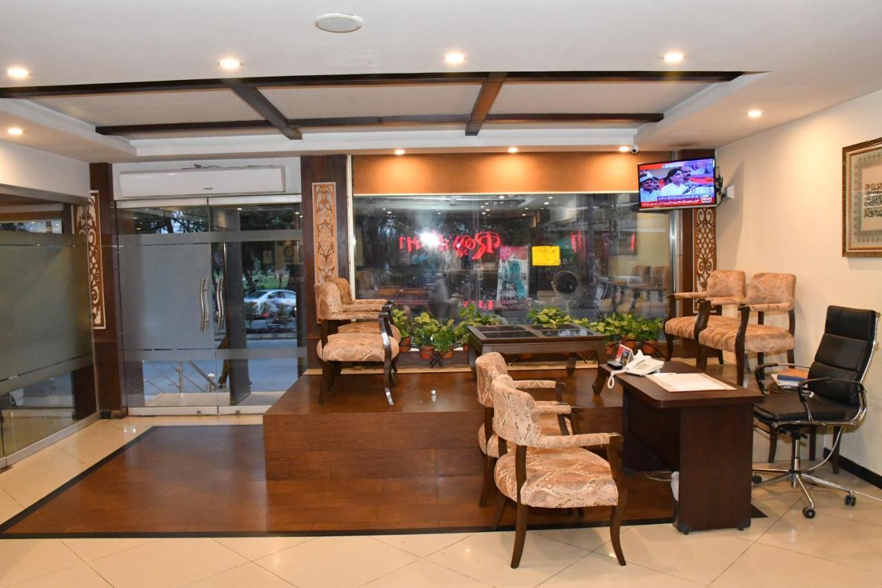 Royalton Hotel Rawalpindi Exteriör bild